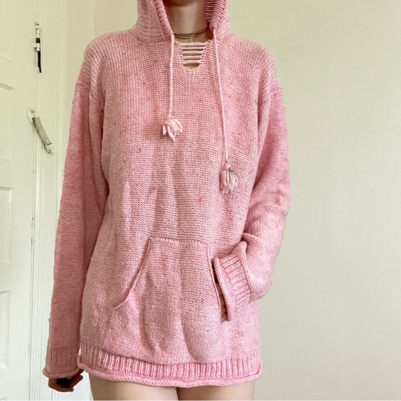 San Cristobal pink wool knit sweater. - Picture 2 of 6